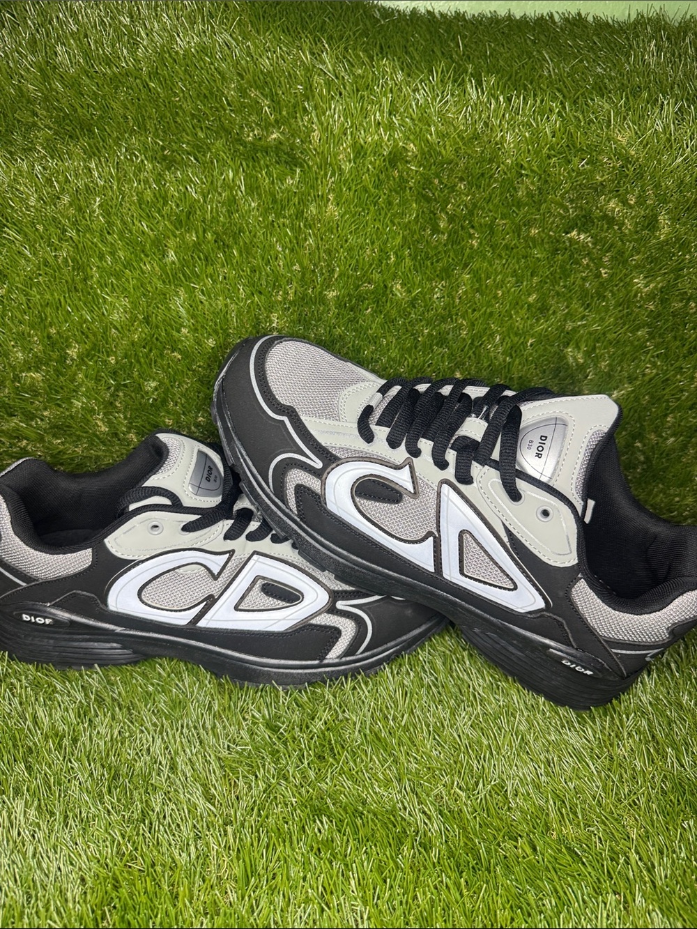 Christian Dior (10.5)